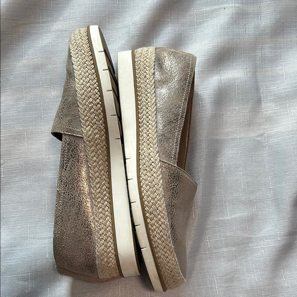 Donald J. Pliner Gold Espadrilles with Shimmery Finish - Picture 3 of 7